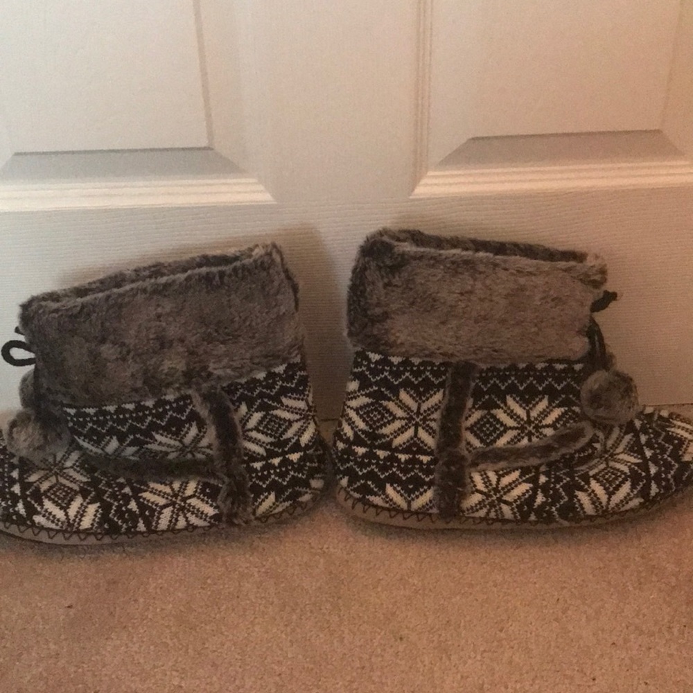 Fuzzy Slipper Boots